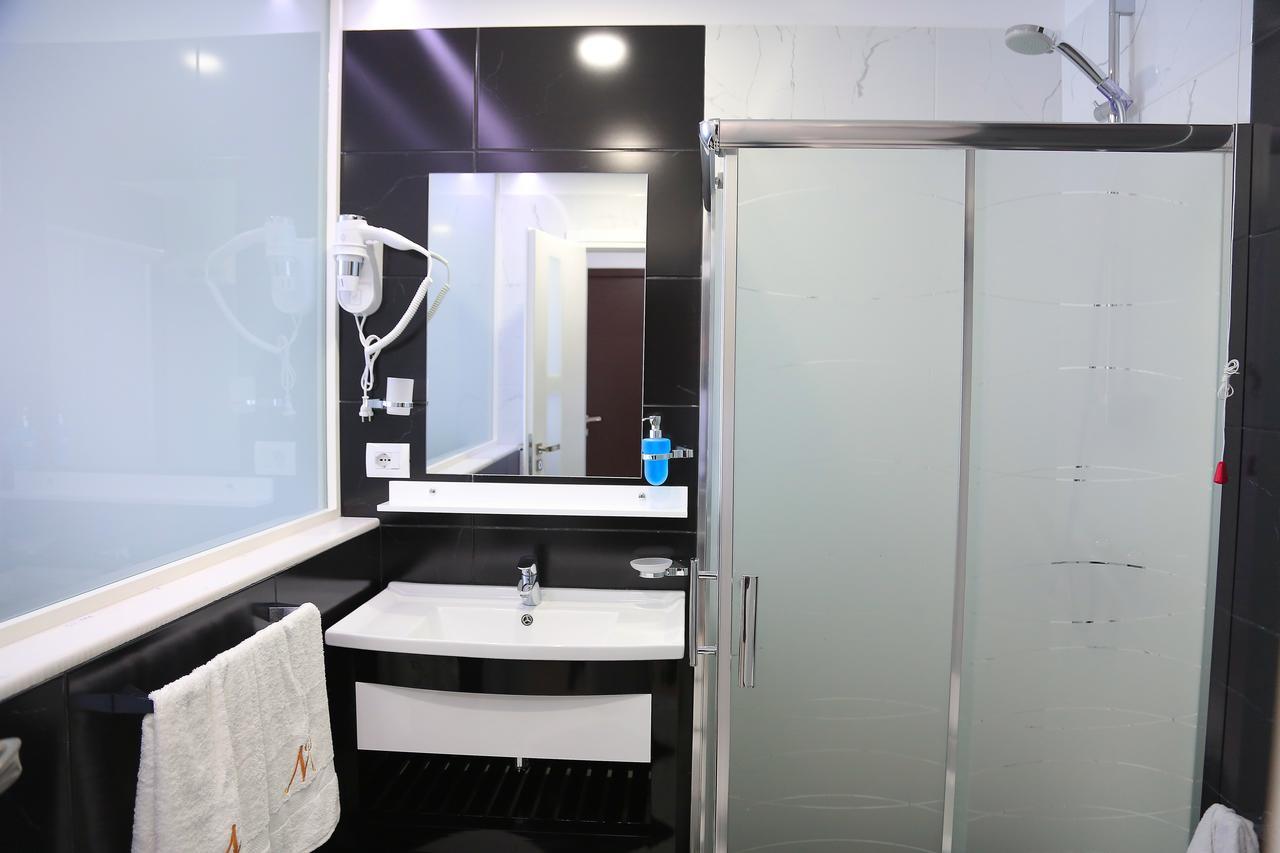 Nomelia Residence B&B Влёра Экстерьер фото