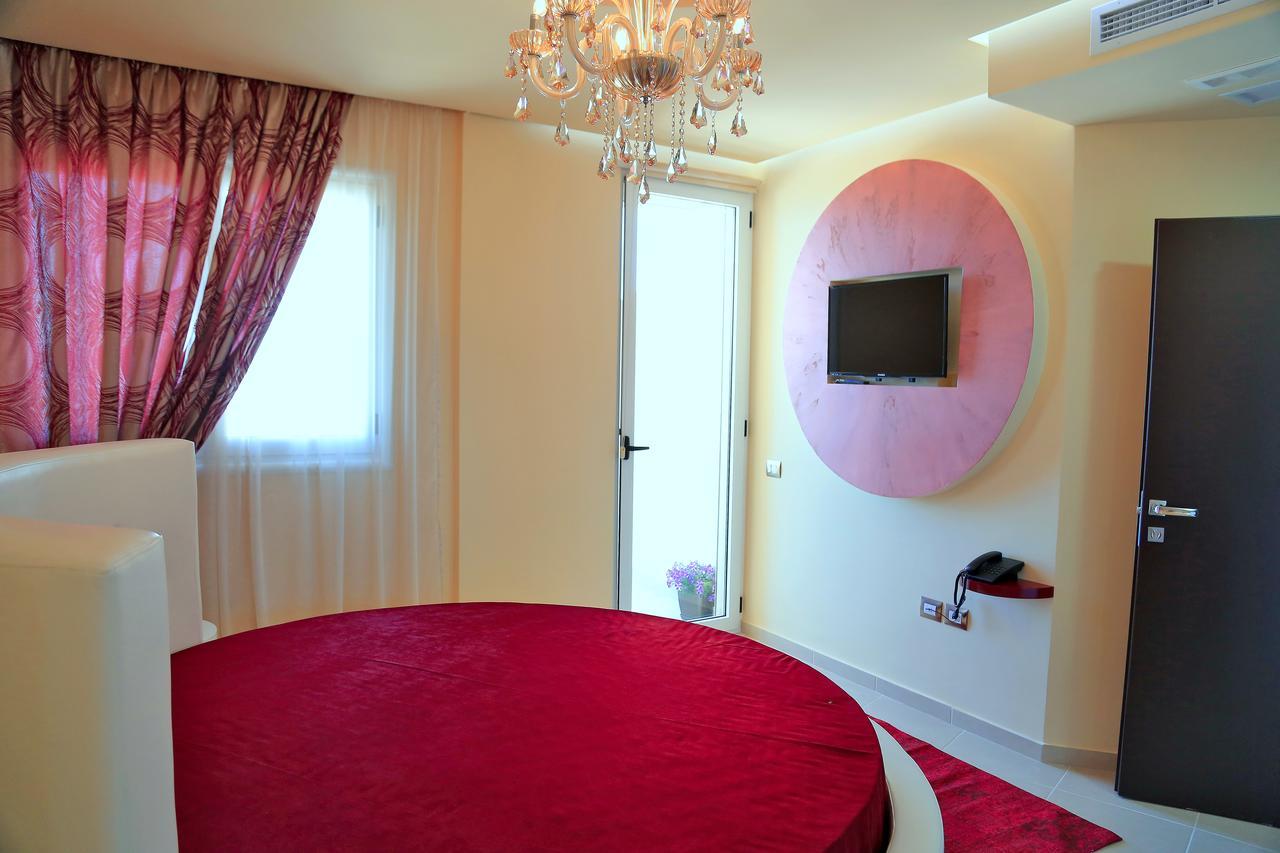 Nomelia Residence B&B Влёра Экстерьер фото