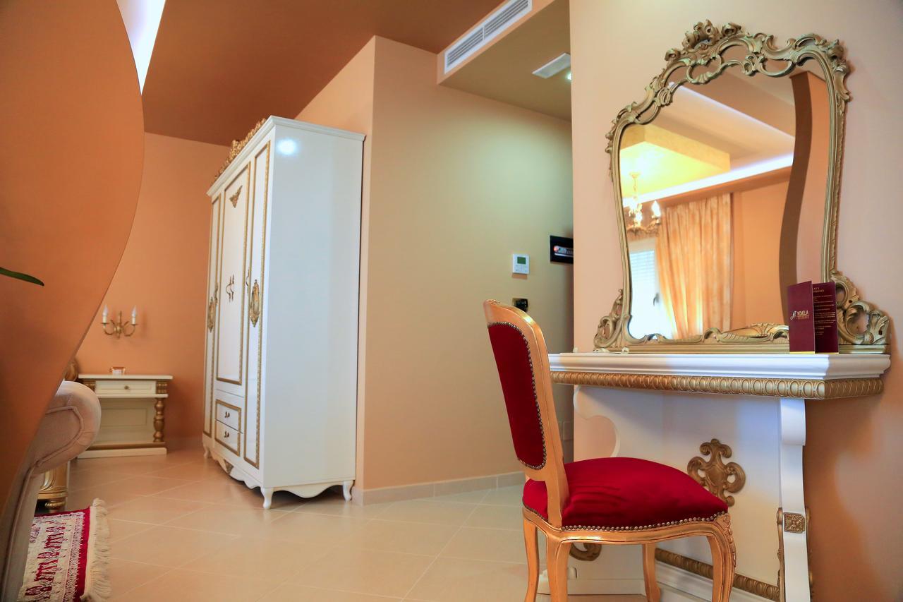 Nomelia Residence B&B Влёра Экстерьер фото