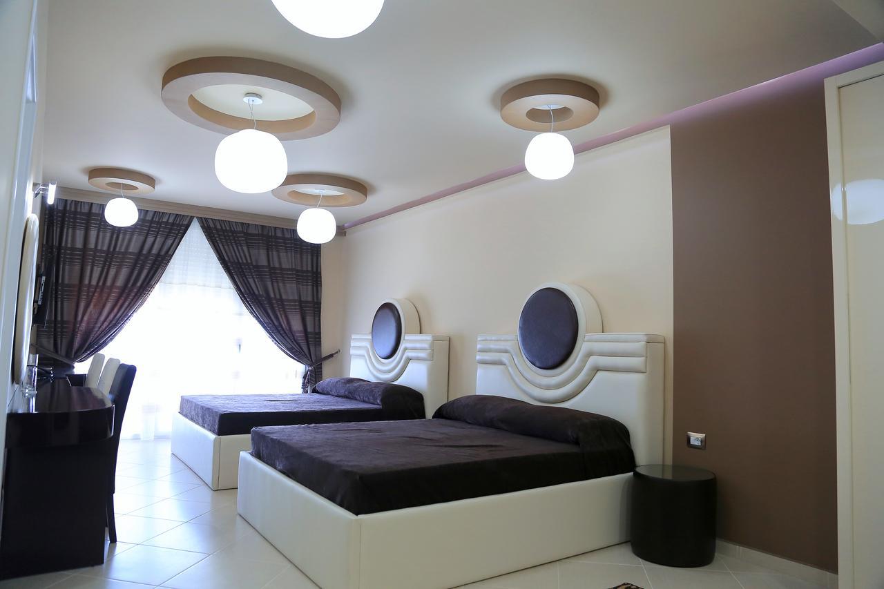 Nomelia Residence B&B Влёра Экстерьер фото