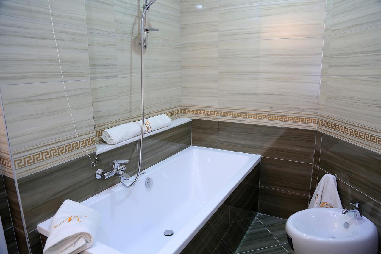 Nomelia Residence B&B Влёра Экстерьер фото