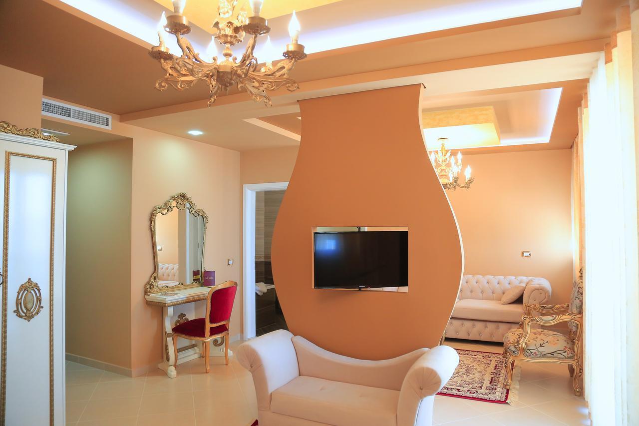 Nomelia Residence B&B Влёра Экстерьер фото